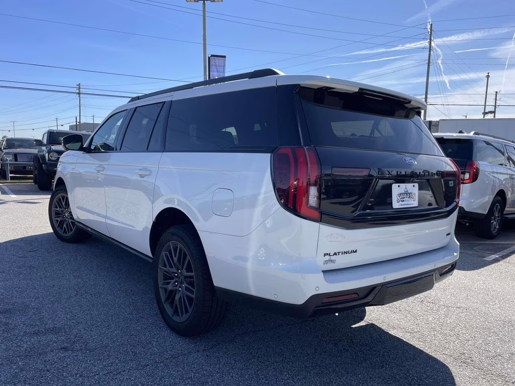 2025 Star White Metallic Tri-Coat Ford Expedition Max Platinum 4X4 SUV