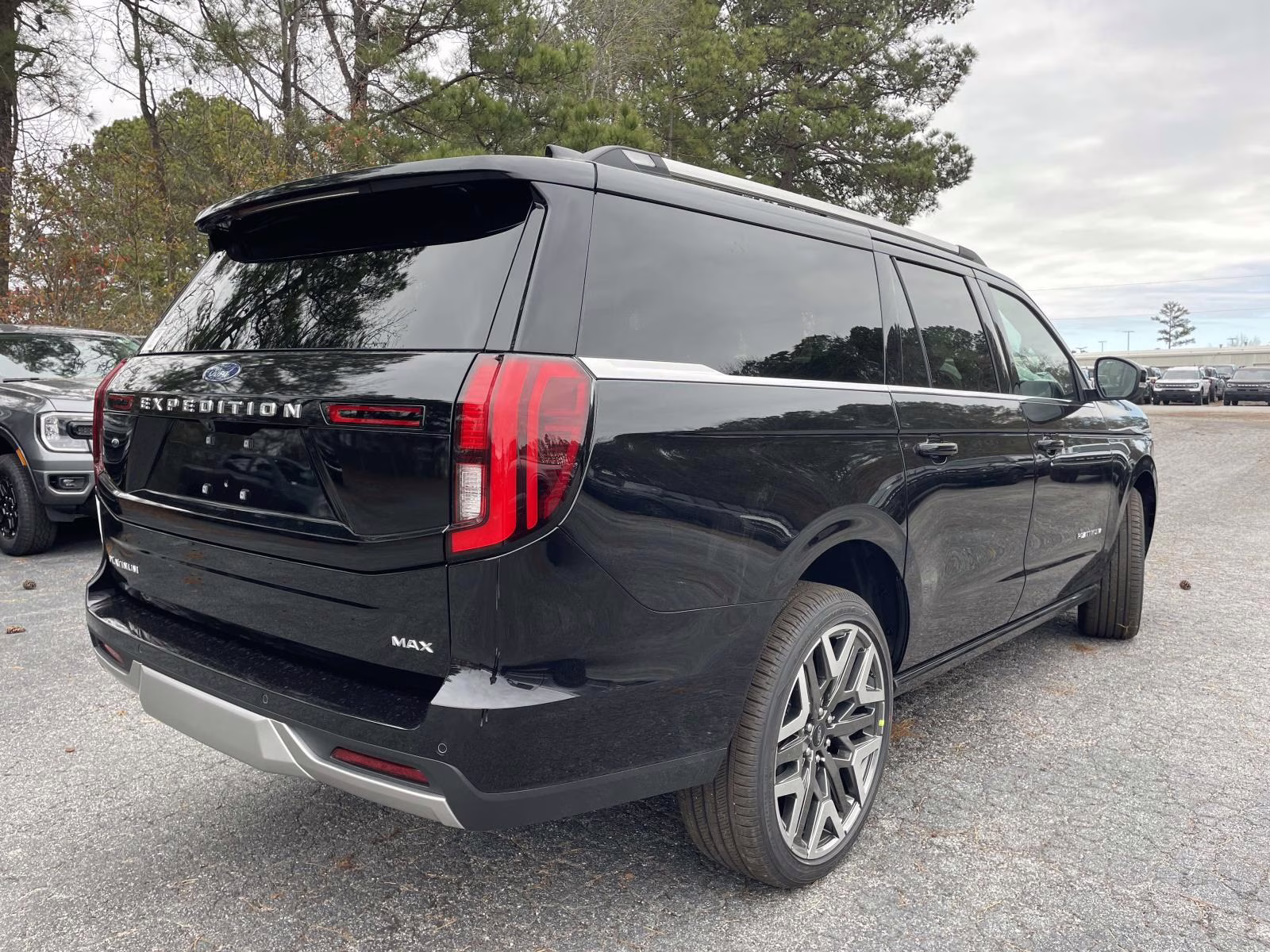 2026 Black Metallic Ford Expedition Max Platinum 4X4 SUV