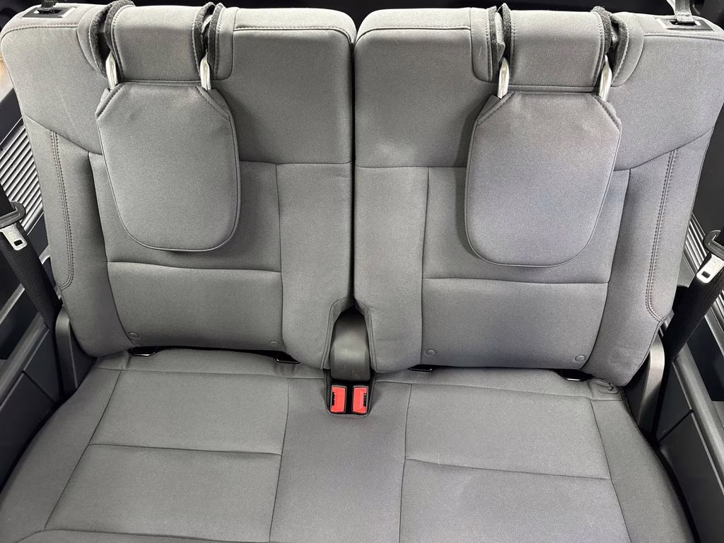 2026 Star White Metallic Tri-Coat Ford Explorer Active RWD SUV