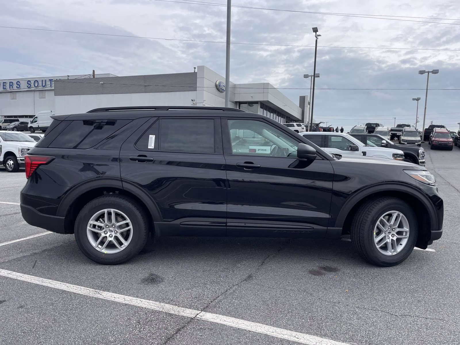 2026 Black Metallic Ford Explorer Active RWD SUV