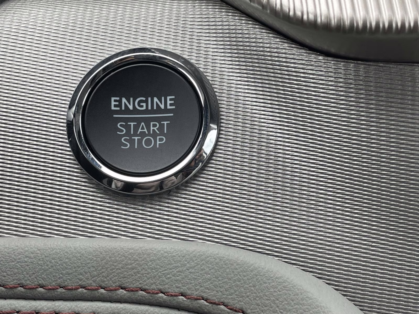 2026 Black Metallic Ford Explorer Active RWD SUV