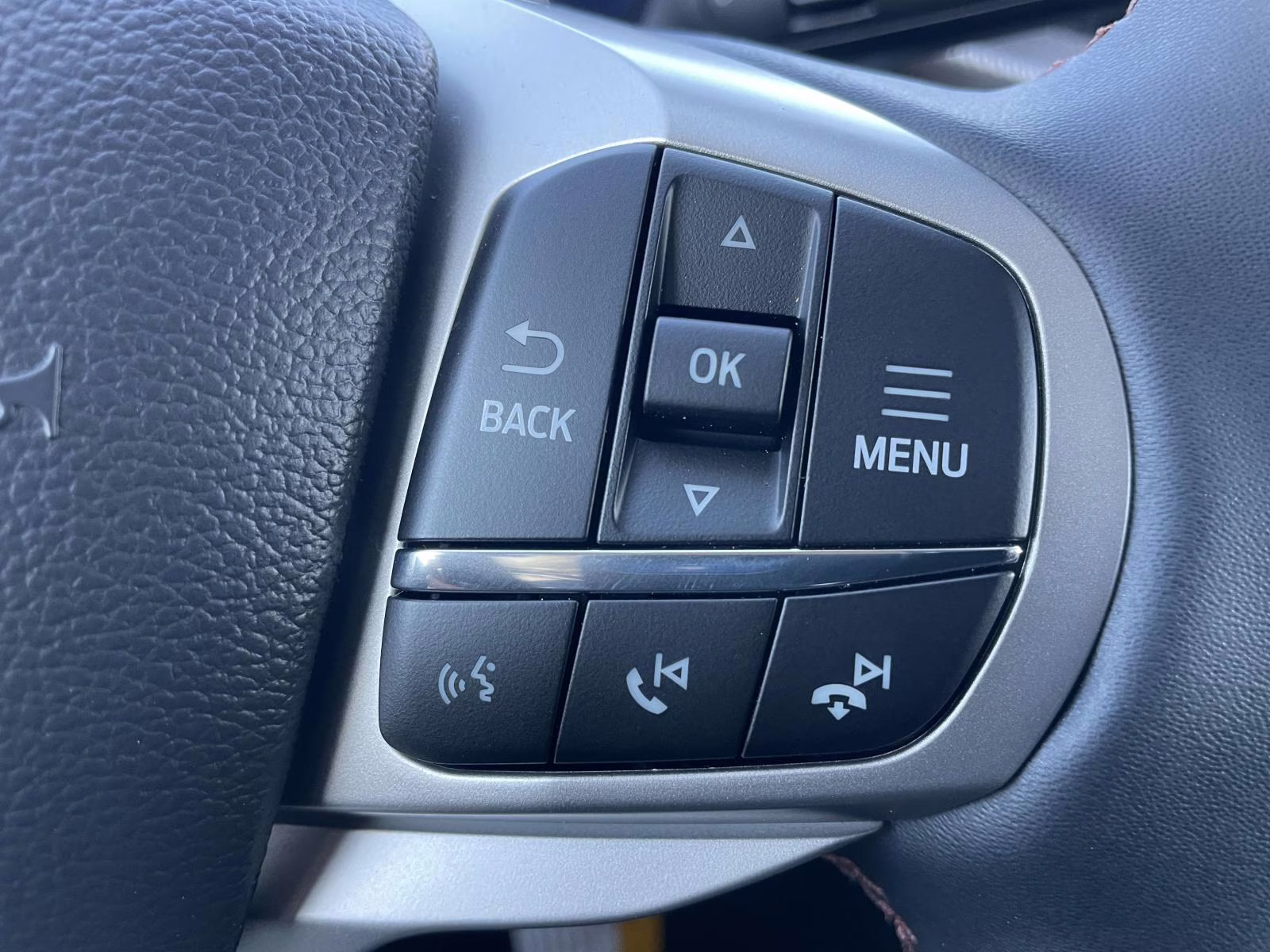 2026 Vapor Blue Ford Explorer Active RWD SUV