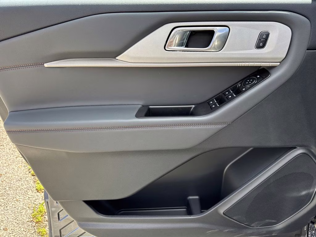 2026 Gray Metallic Ford Explorer Active RWD SUV