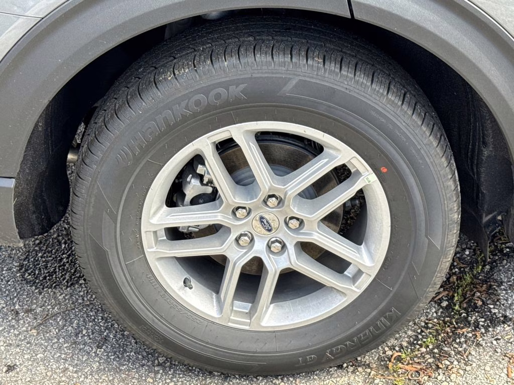 2026 Gray Metallic Ford Explorer Active RWD SUV