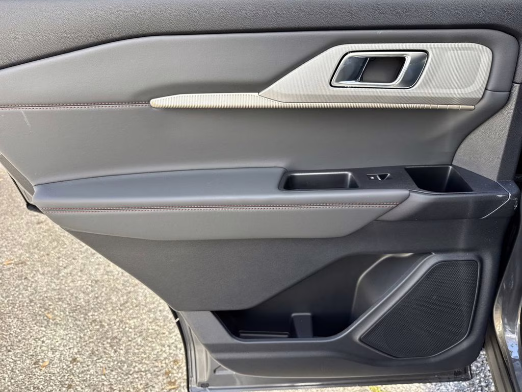 2026 Gray Metallic Ford Explorer Active RWD SUV