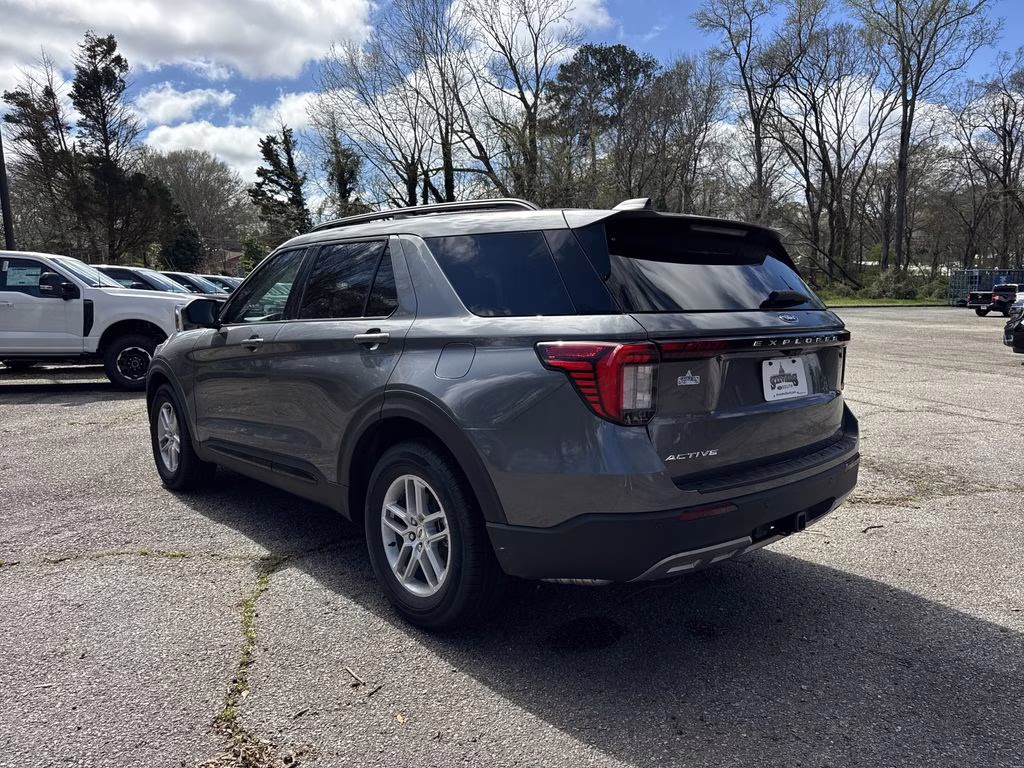 2026 Gray Metallic Ford Explorer Active RWD SUV