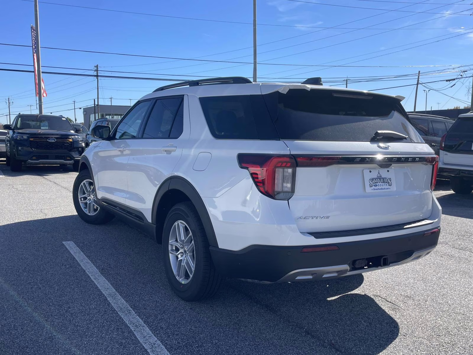 2026 White Metallic Ford Explorer Active RWD SUV