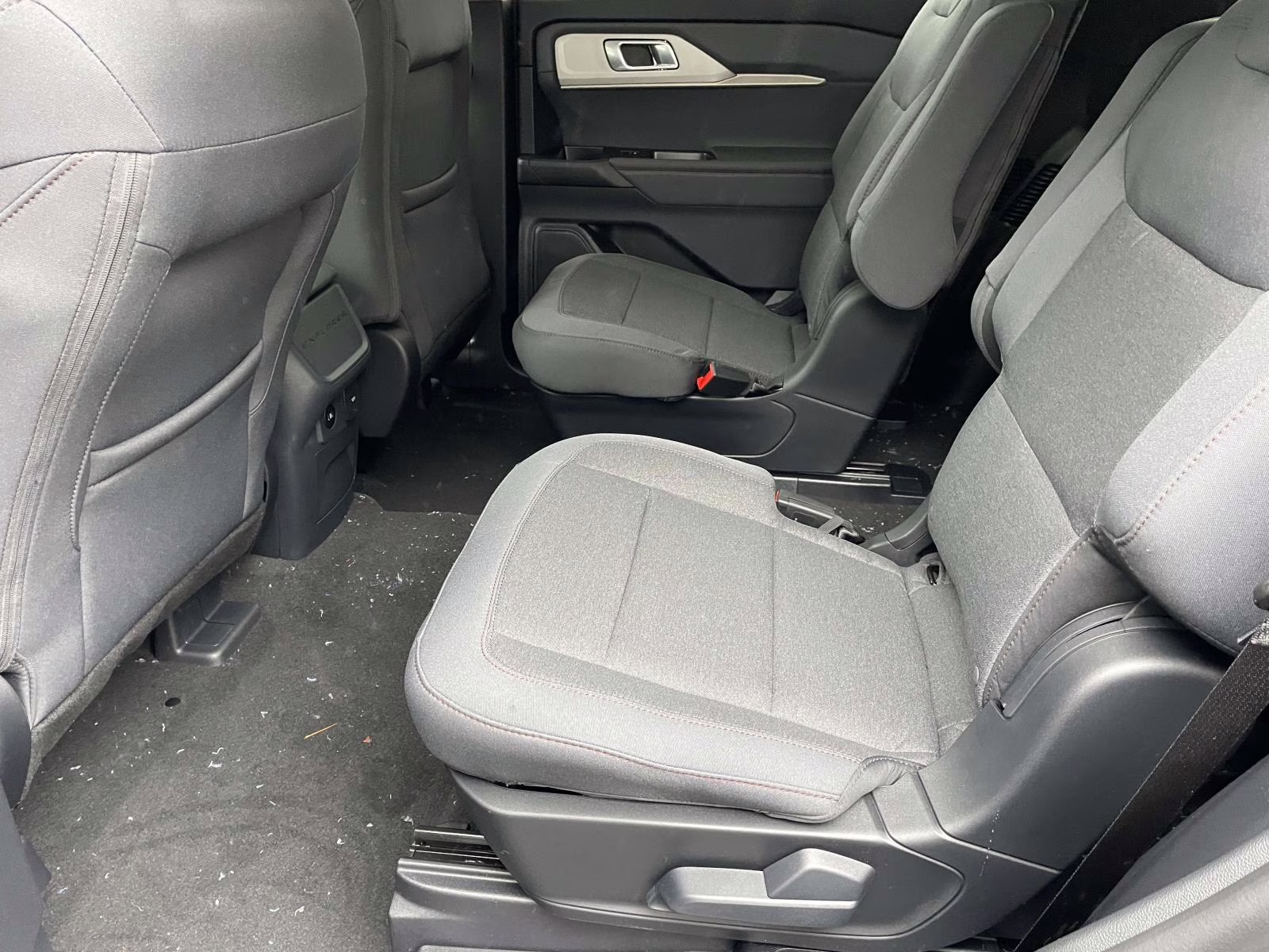 2026 Gray Metallic Ford Explorer Active RWD SUV