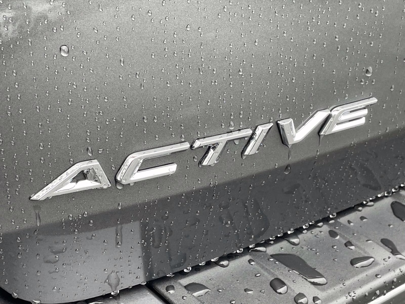 2026 Gray Metallic Ford Explorer Active RWD SUV