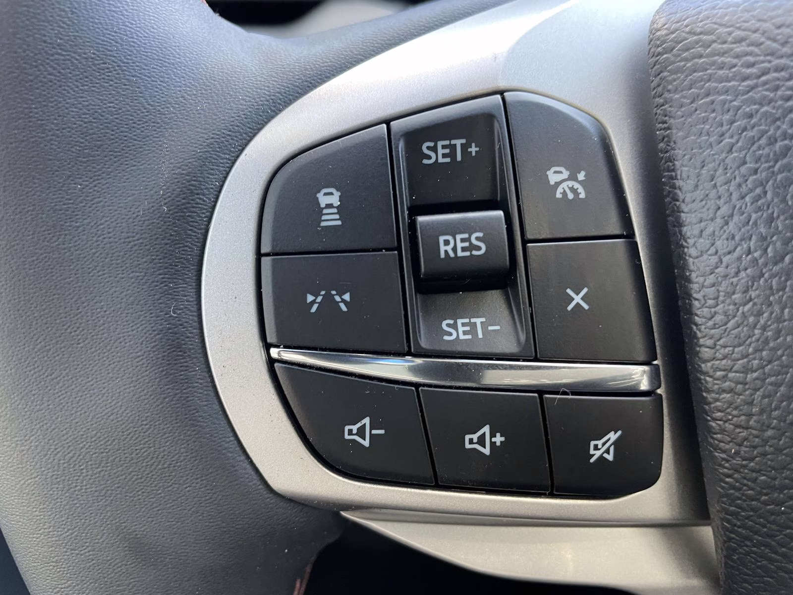 2026 Gray Metallic Ford Explorer Active RWD SUV