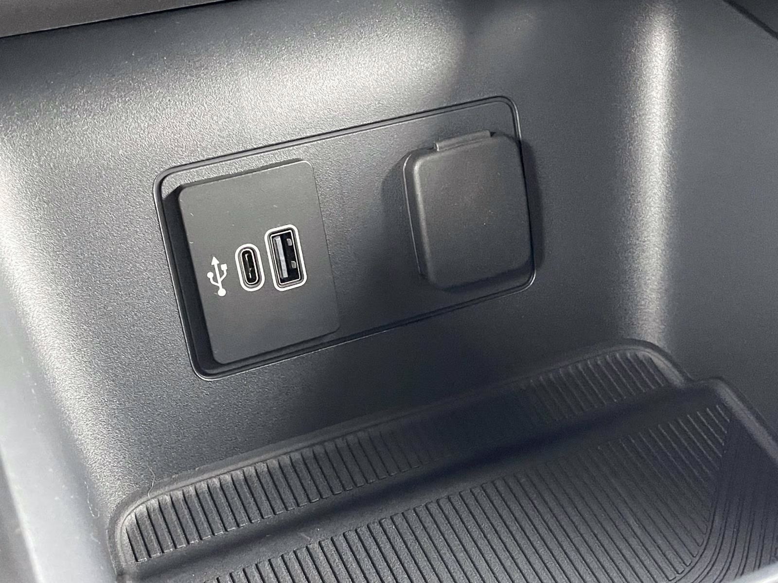 2026 Black Metallic Ford Explorer ST 4X4 SUV