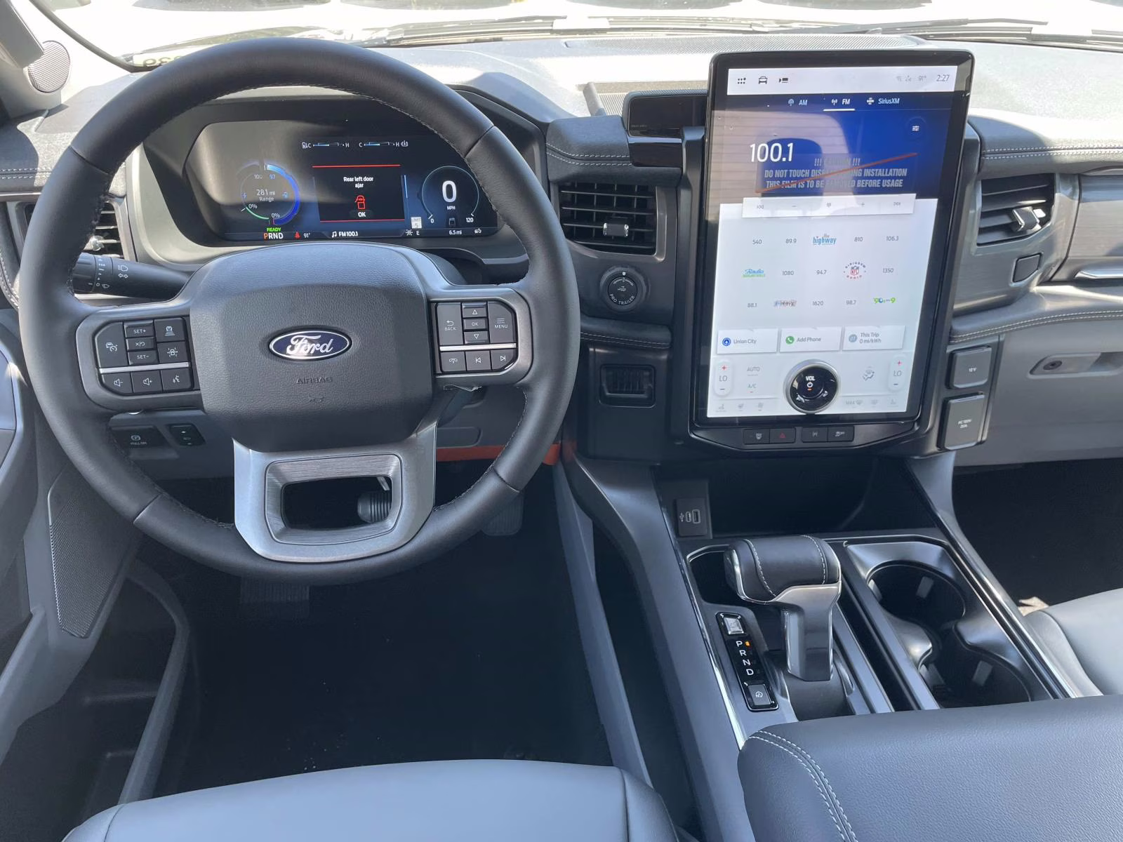 2025 Black Metallic Ford F-150 Lightning Flash AWD Truck