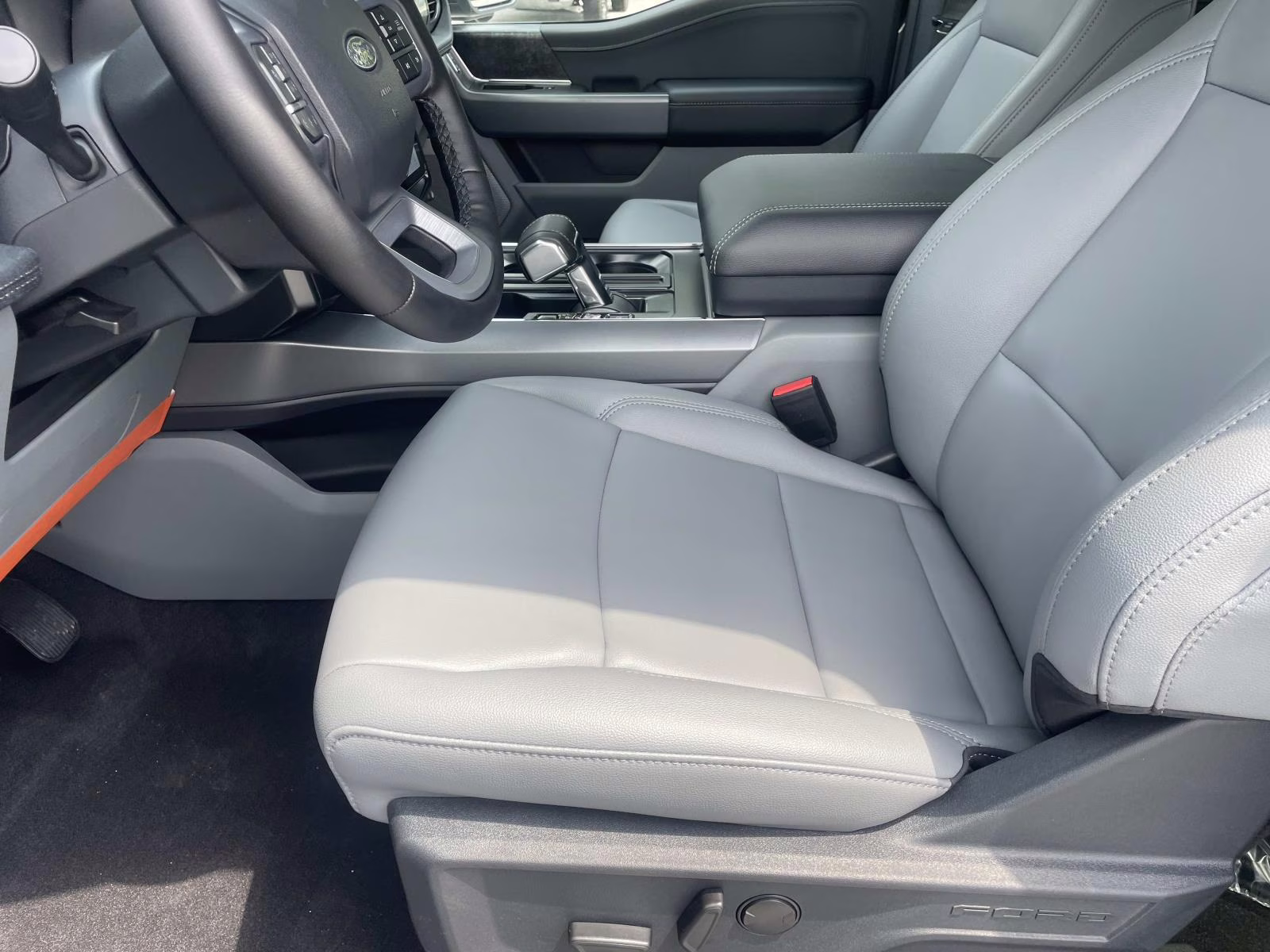 2025 Gray Metallic Ford F-150 Lightning Flash AWD Truck