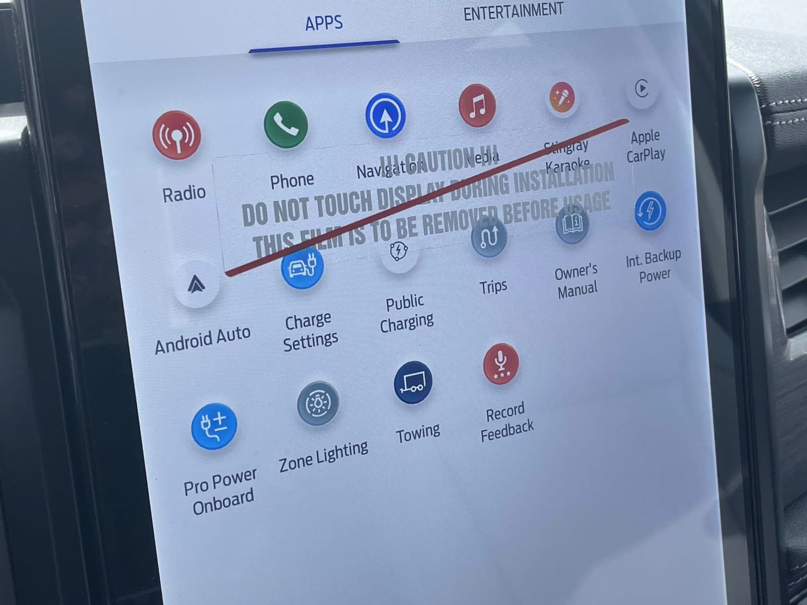 2025 Oxford White Ford F-150 Lightning Flash AWD Truck