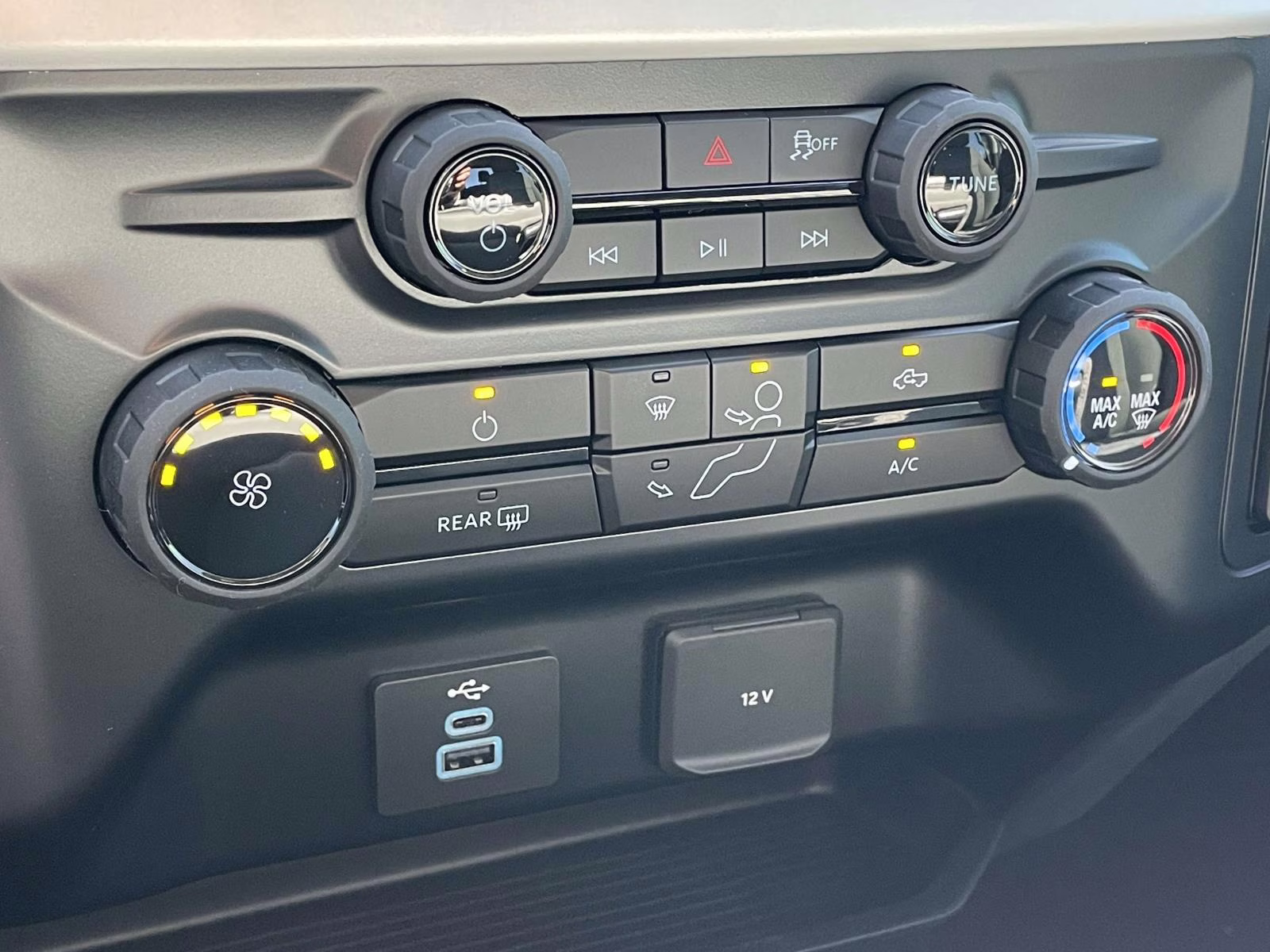 2026 Avalanche Ford Super Duty F-250 SRW XL 4X4 Truck