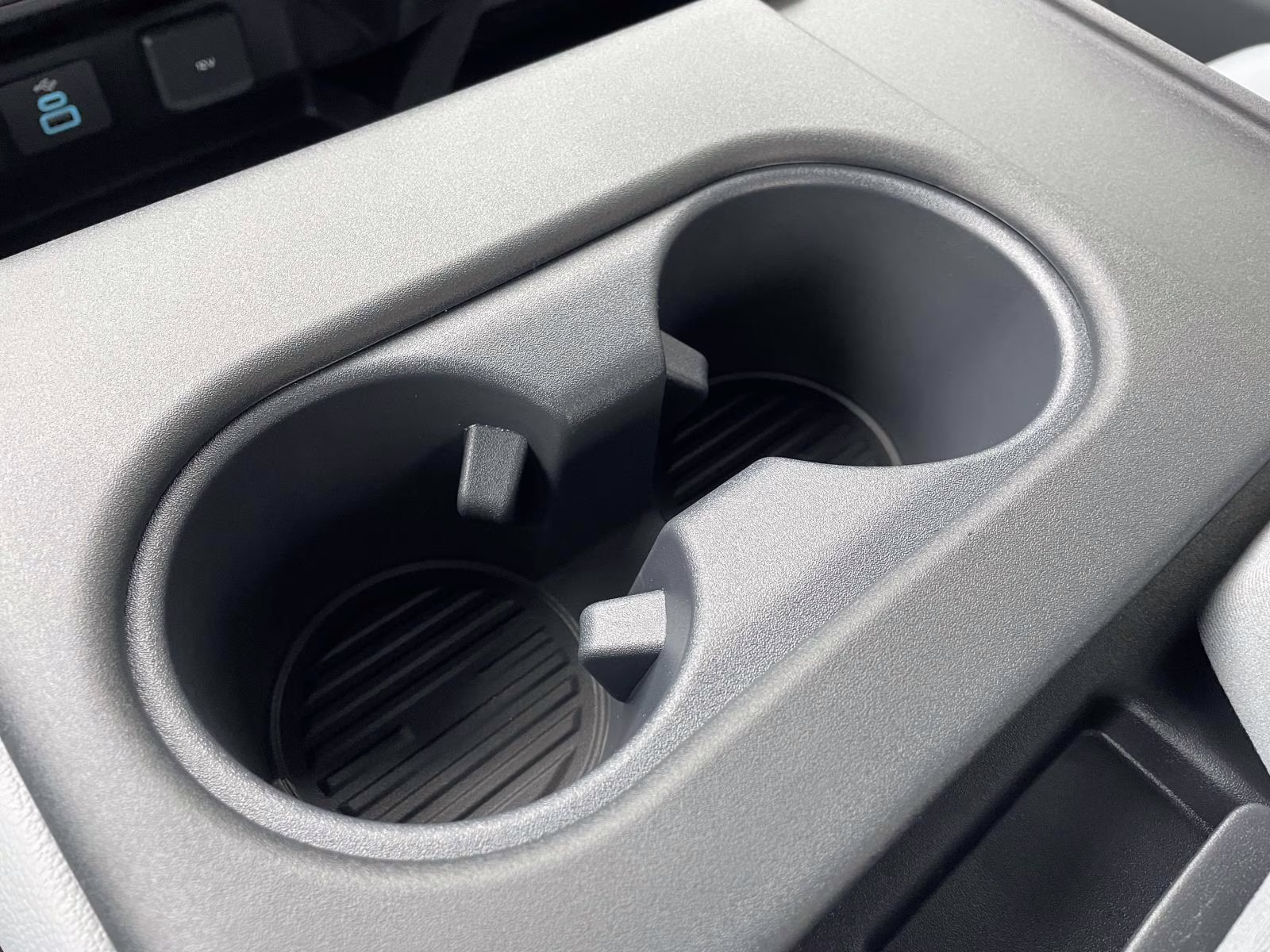 2026 Oxford White Ford Super Duty F-250 SRW XL 4X4 Truck