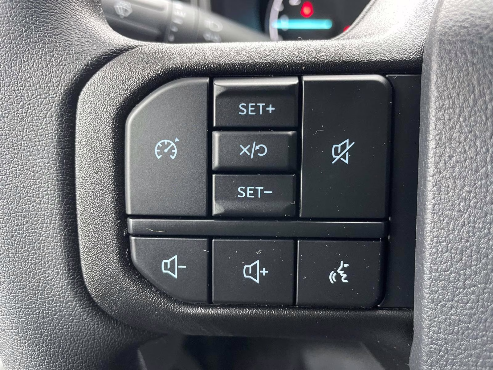 2026 Oxford White Ford Super Duty F-250 SRW XL 4X4 Truck