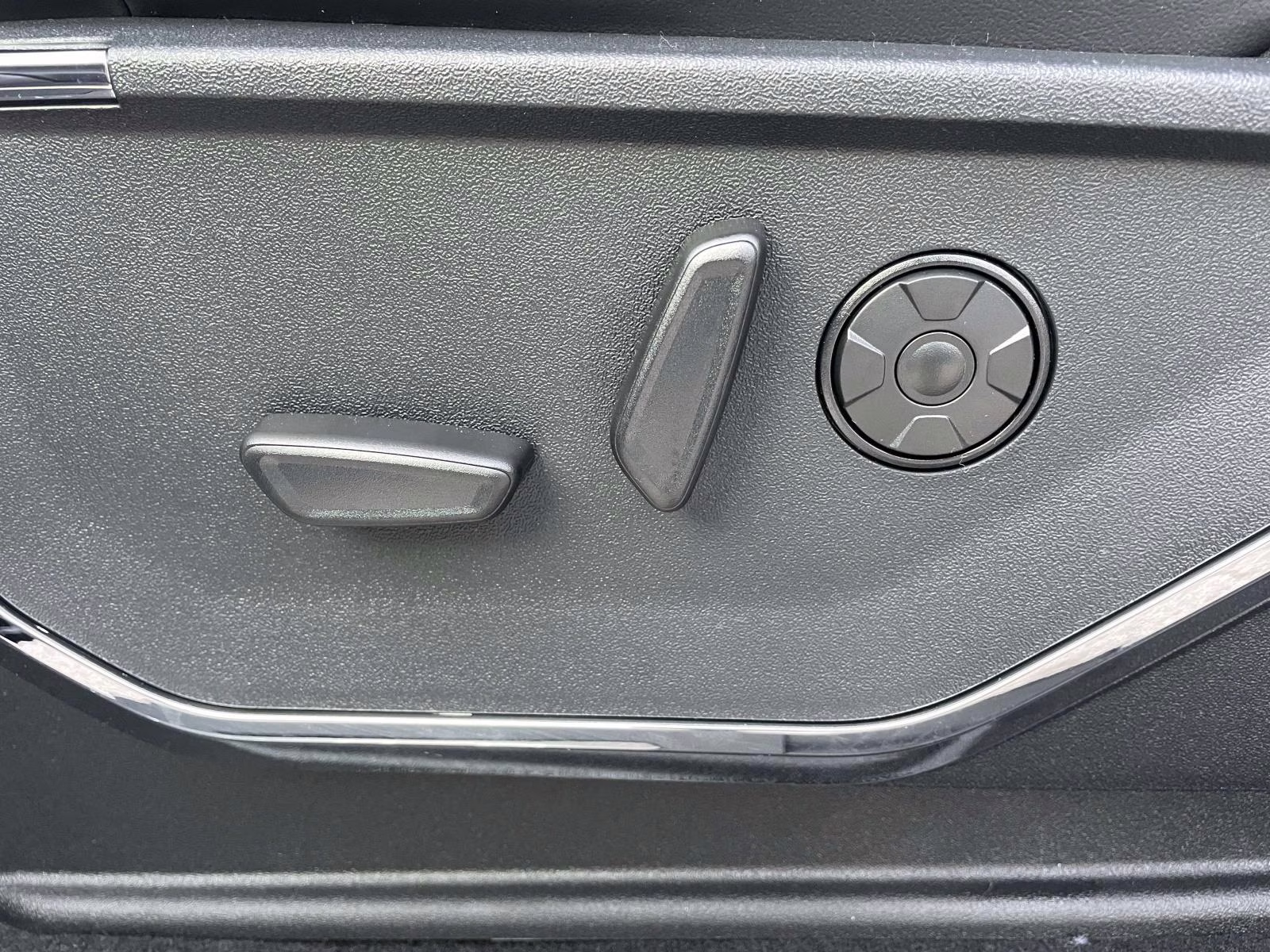 2026 Black Metallic Ford Super Duty F-250 SRW Platinum 4X4 Truck