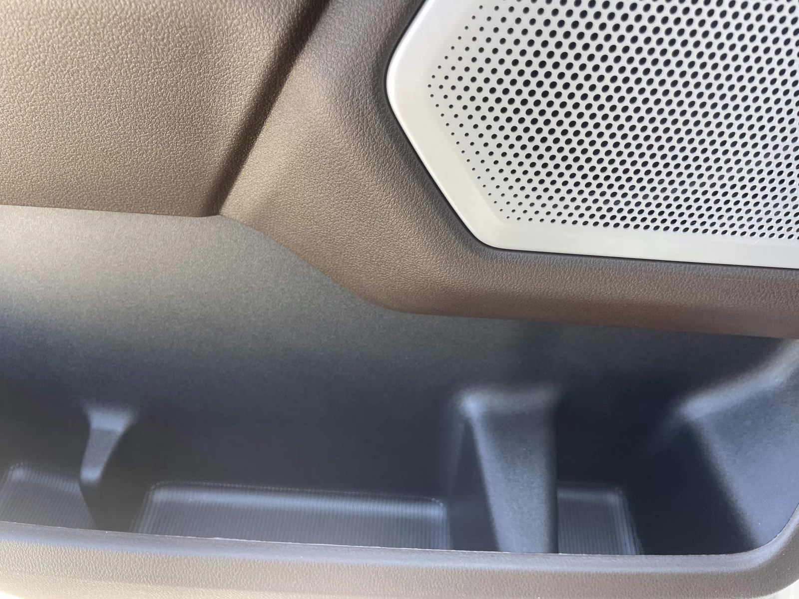 2025 White Metallic Ford Super Duty F-250 SRW King Ranch 4X4 Truck