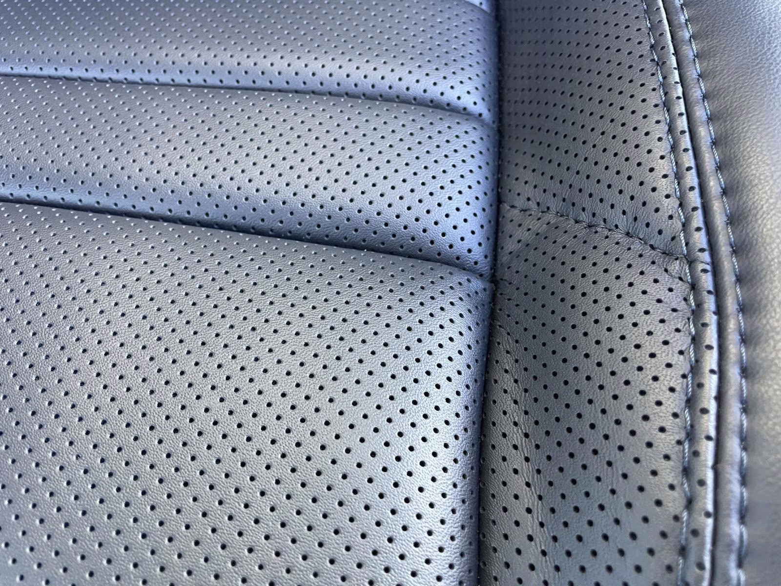 2026 White Metallic Ford Super Duty F-250 SRW Platinum 4X4 Truck