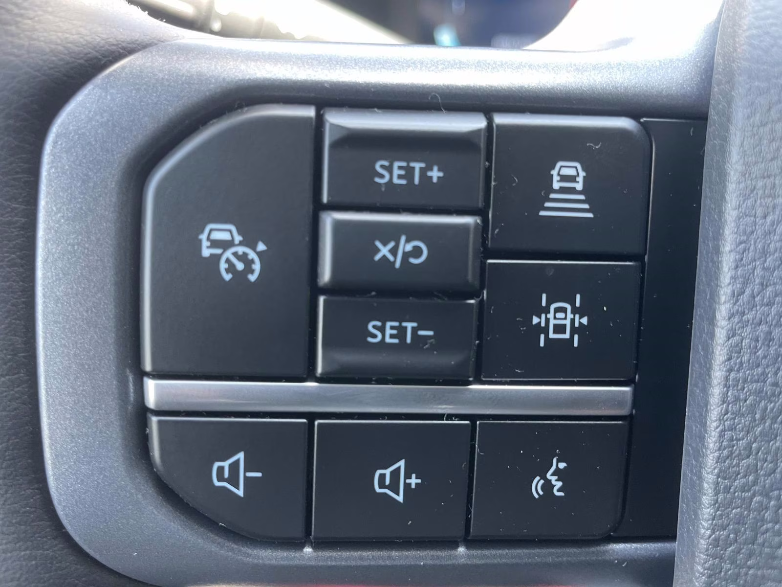 2025 Agate Black Metallic Ford Super Duty F-250 SRW Lariat 4X4 Truck