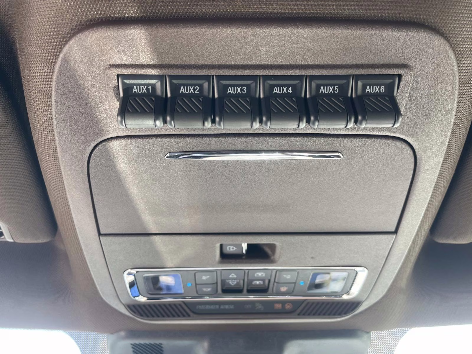 2025 Black Metallic Ford Super Duty F-350 SRW King Ranch 4X4 Truck