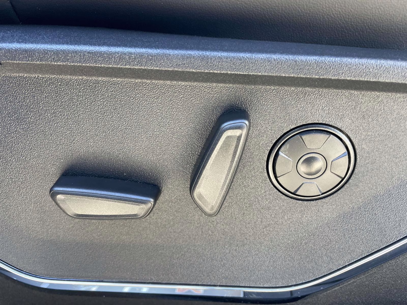 2026 Blue Metallic Ford Super Duty F-350 SRW Platinum 4X4 Truck