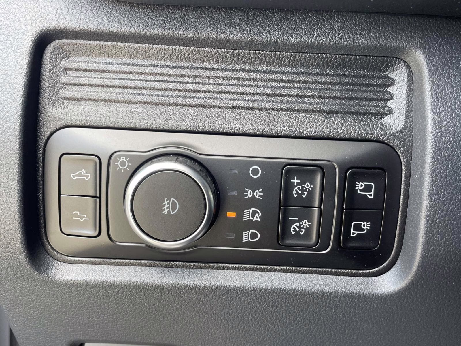 2026 Gray Metallic Ford Super Duty F-350 SRW Platinum 4X4 Truck