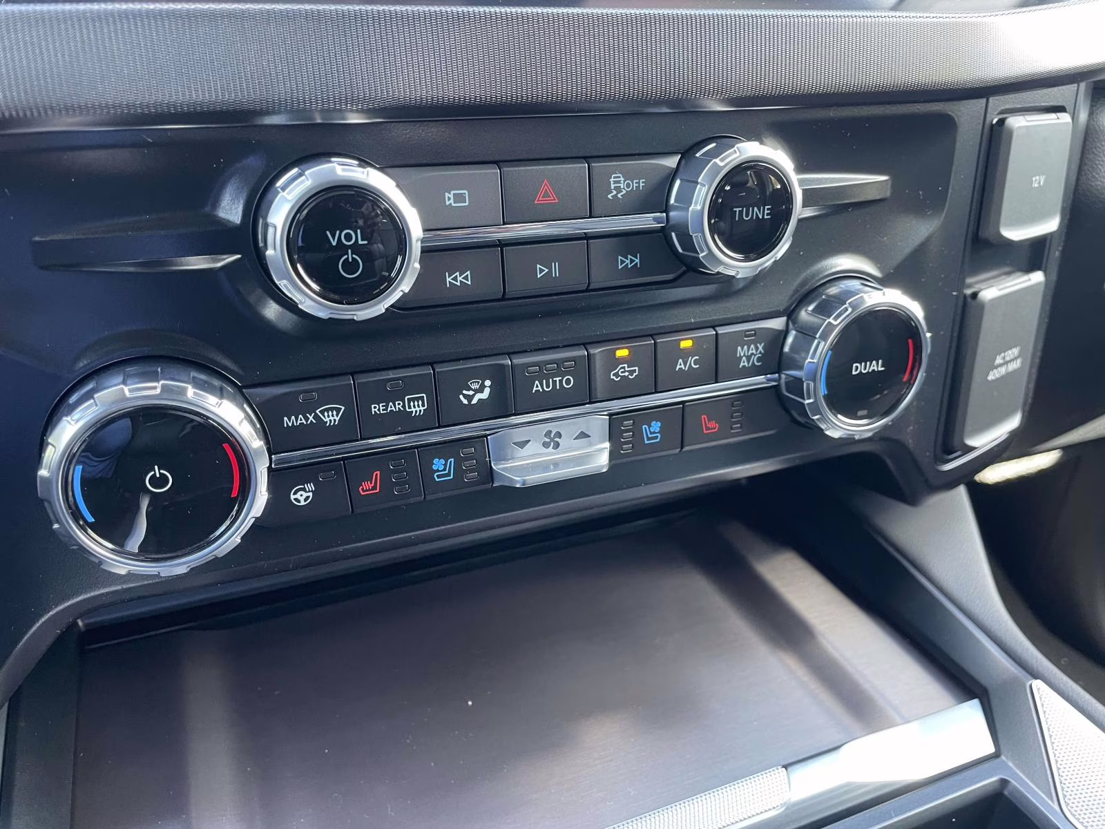 2026 Gray Metallic Ford Super Duty F-350 SRW Platinum 4X4 Truck