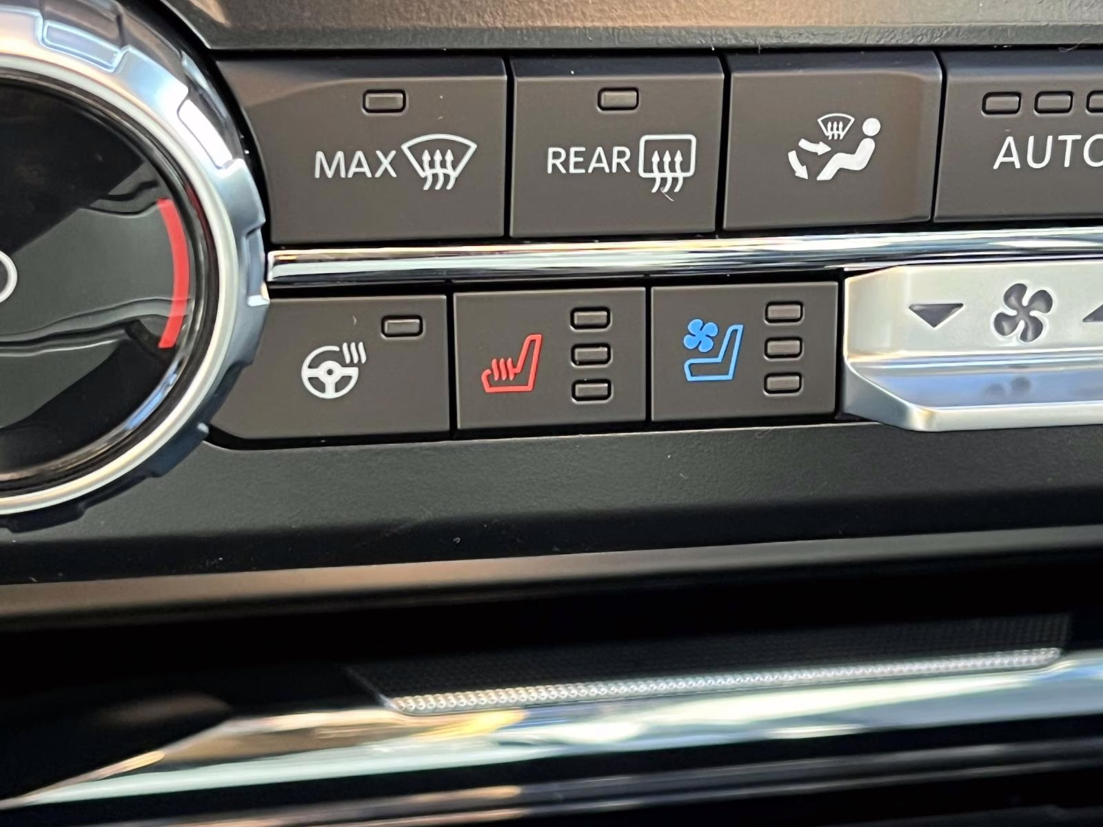 2026 Gray Metallic Ford Super Duty F-350 SRW Lariat 4X4 Truck