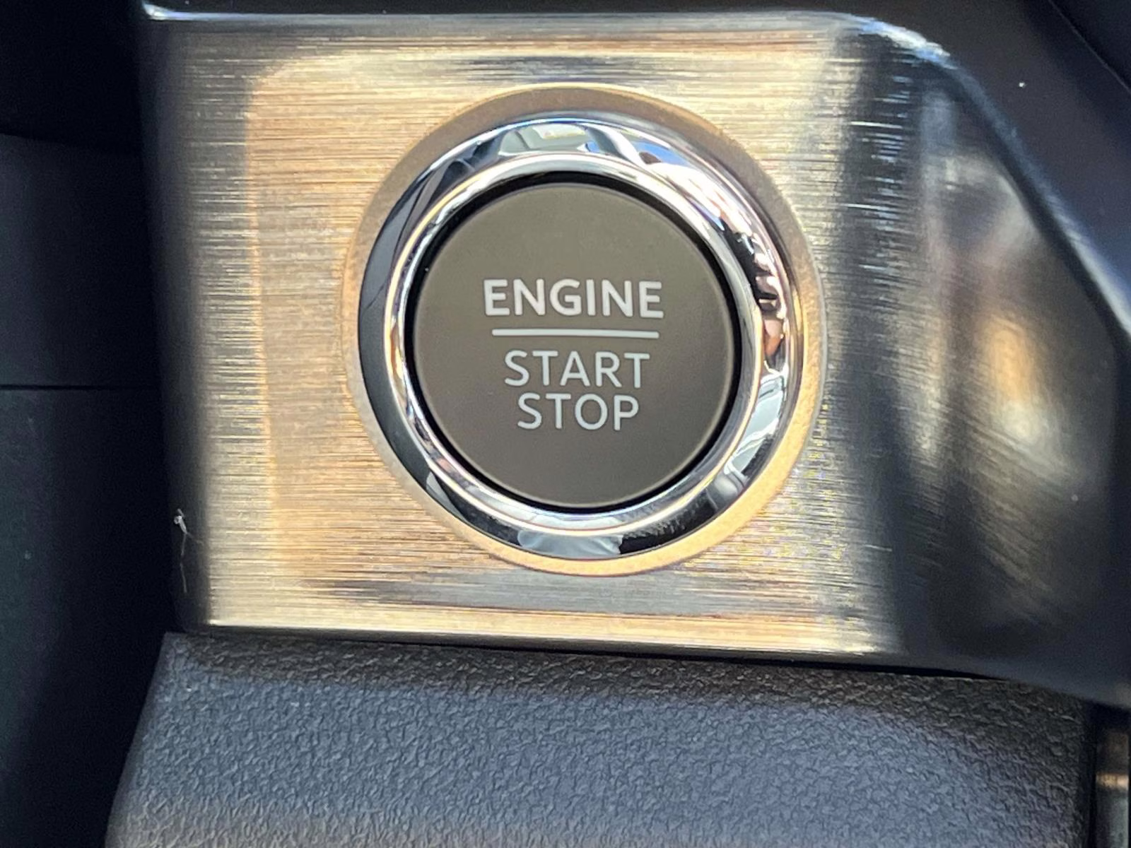 2026 Gray Metallic Ford Super Duty F-350 SRW Lariat 4X4 Truck