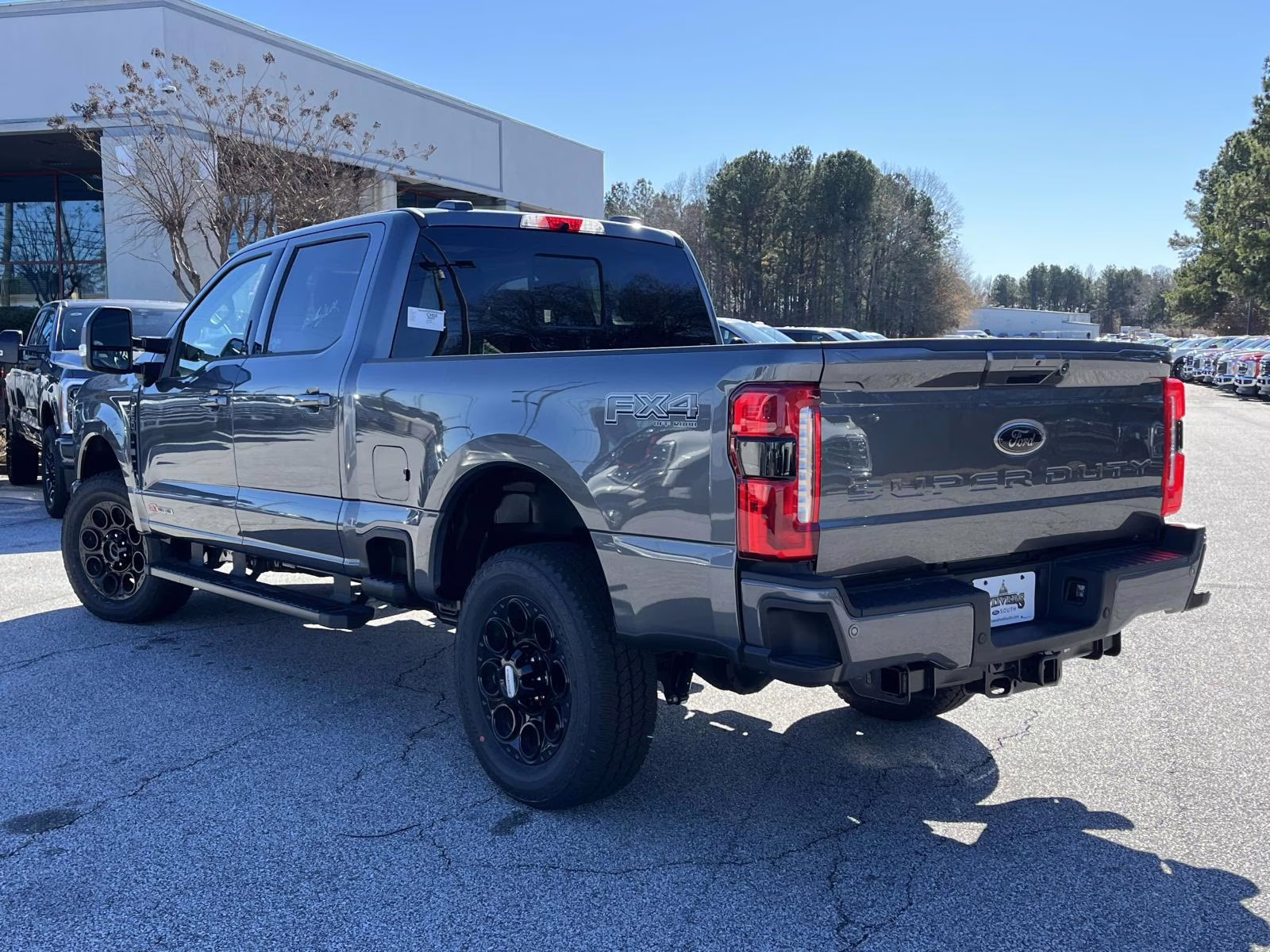 2026 Gray Metallic Ford Super Duty F-350 SRW Lariat 4X4 Truck