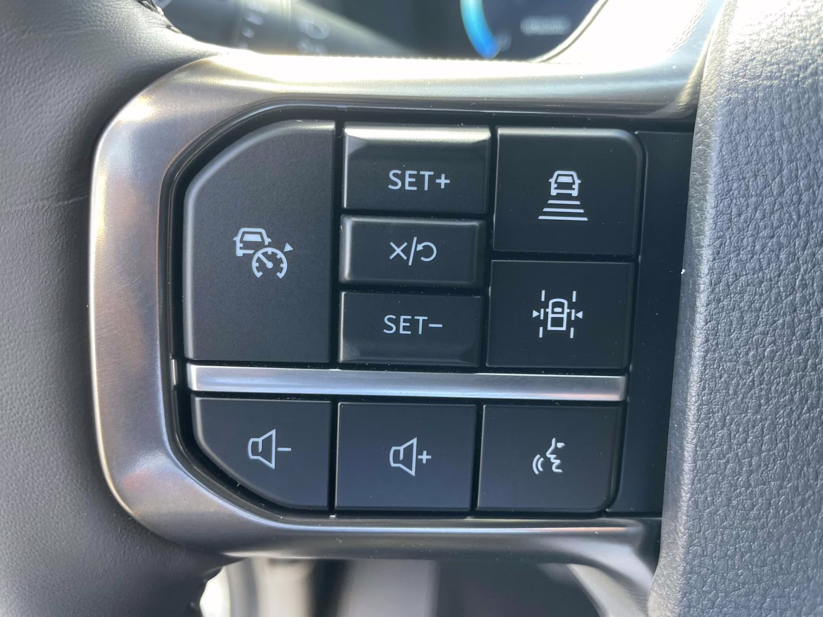 2026 White Metallic Ford Super Duty F-350 DRW Platinum 4X4 Truck