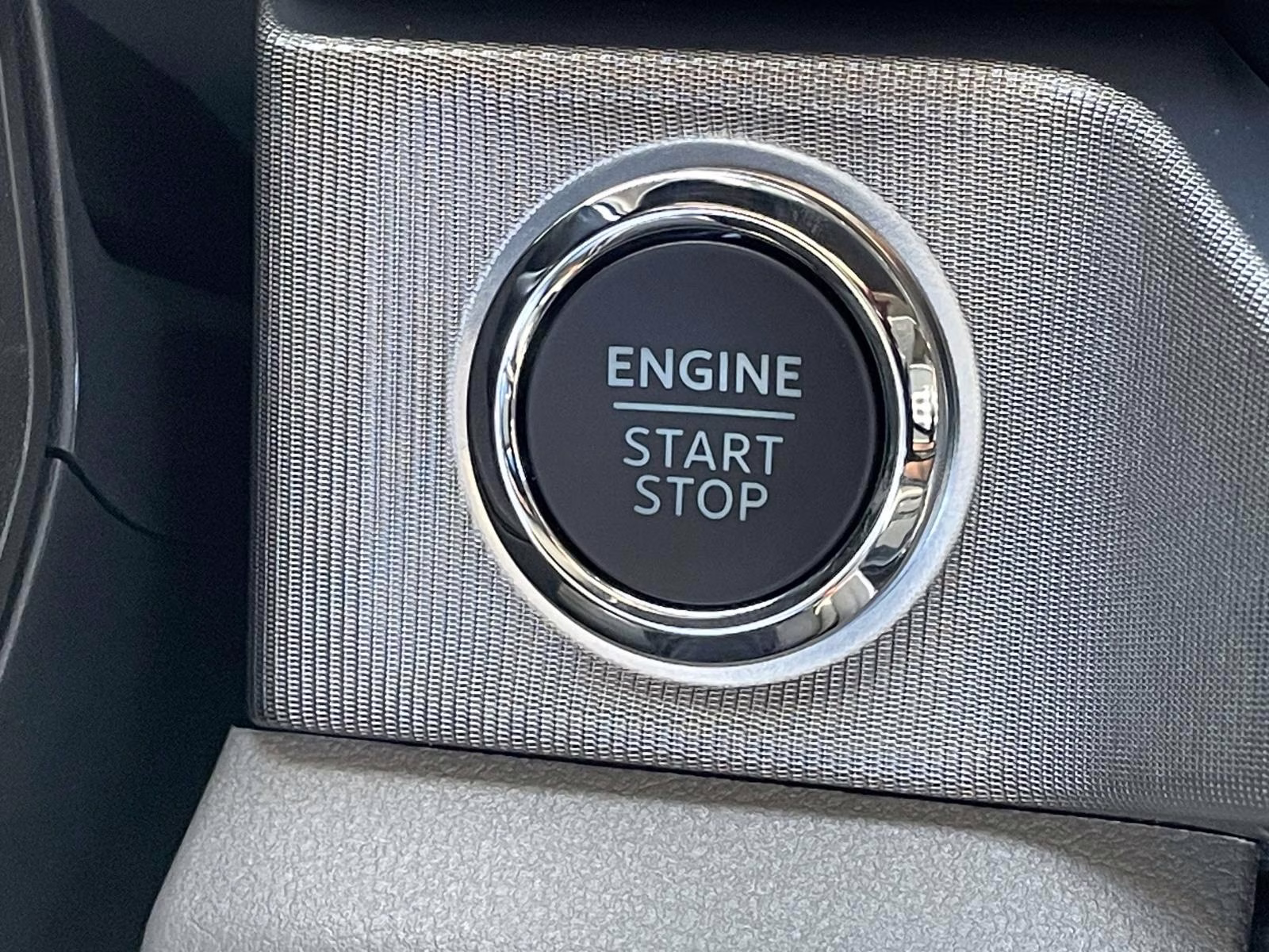 2026 White Metallic Ford Super Duty F-350 DRW Platinum 4X4 Truck