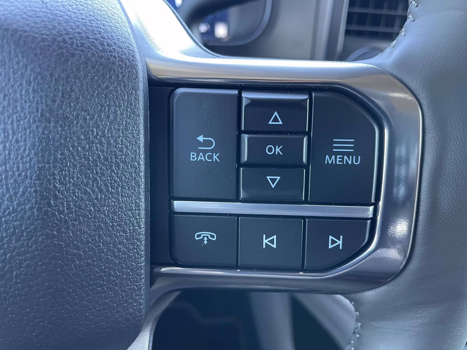 2026 Gray Metallic Ford Super Duty F-350 DRW Platinum 4X4 Truck