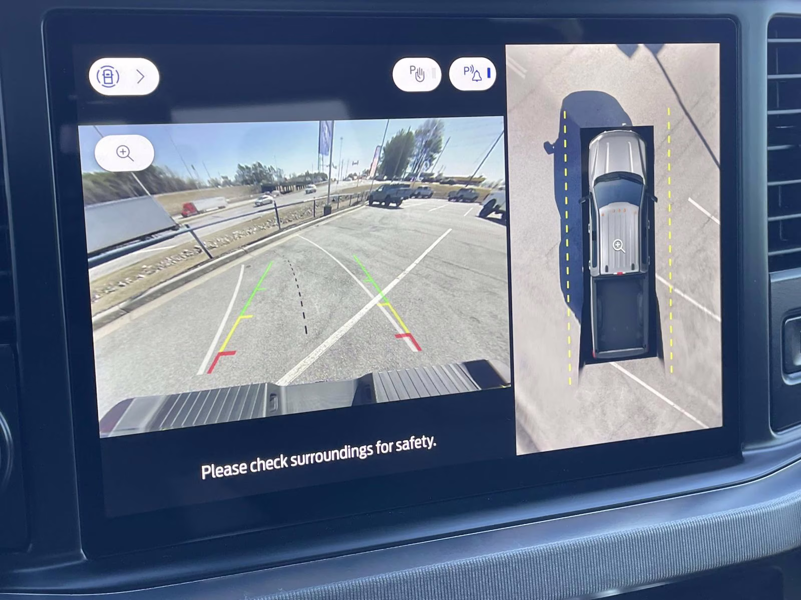 2026 Gray Metallic Ford Super Duty F-350 DRW Platinum 4X4 Truck