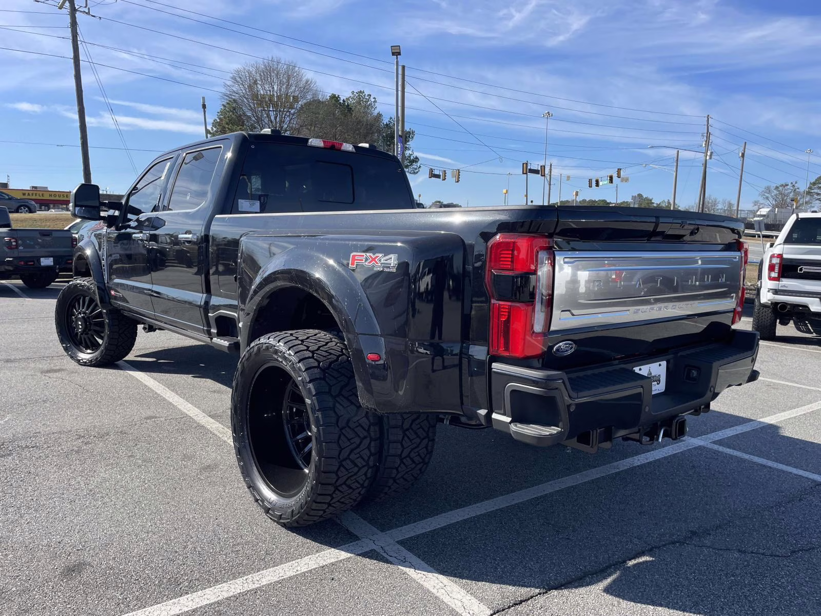 2026 Black Metallic Ford Super Duty F-450 DRW Platinum 4X4 Truck