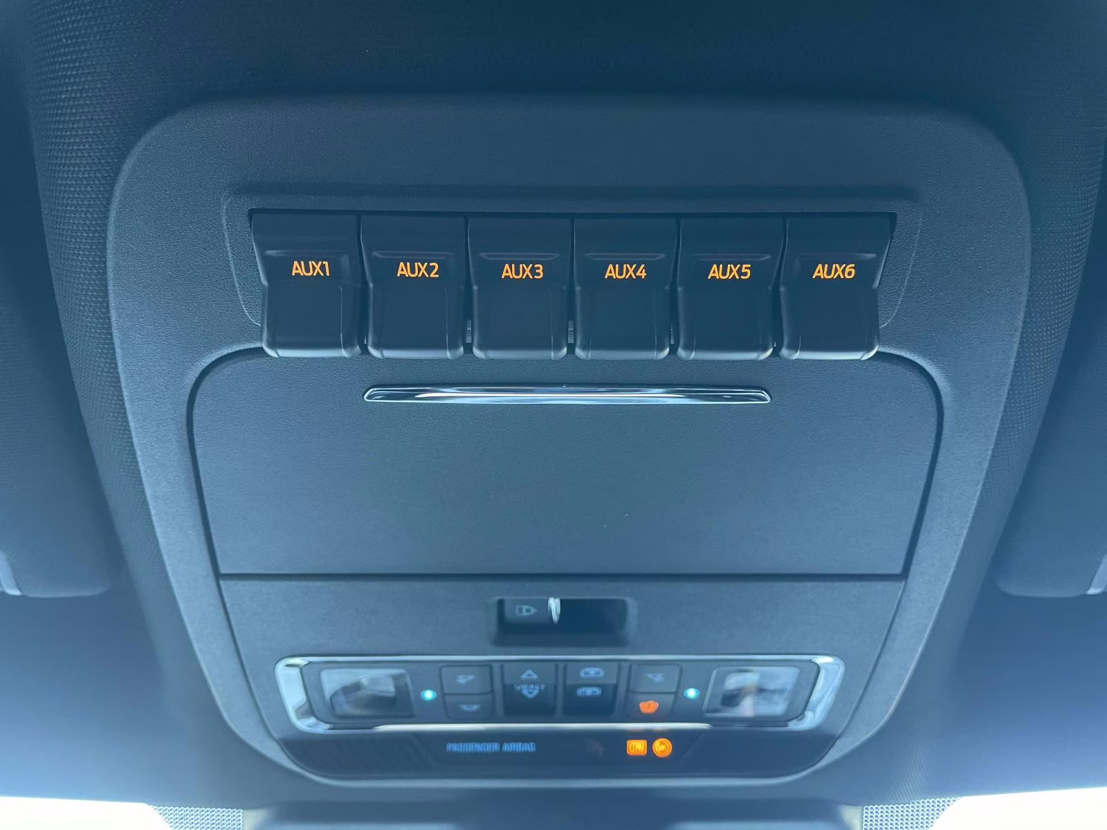 2026 White Metallic Ford Super Duty F-450 DRW Platinum 4X4 Truck