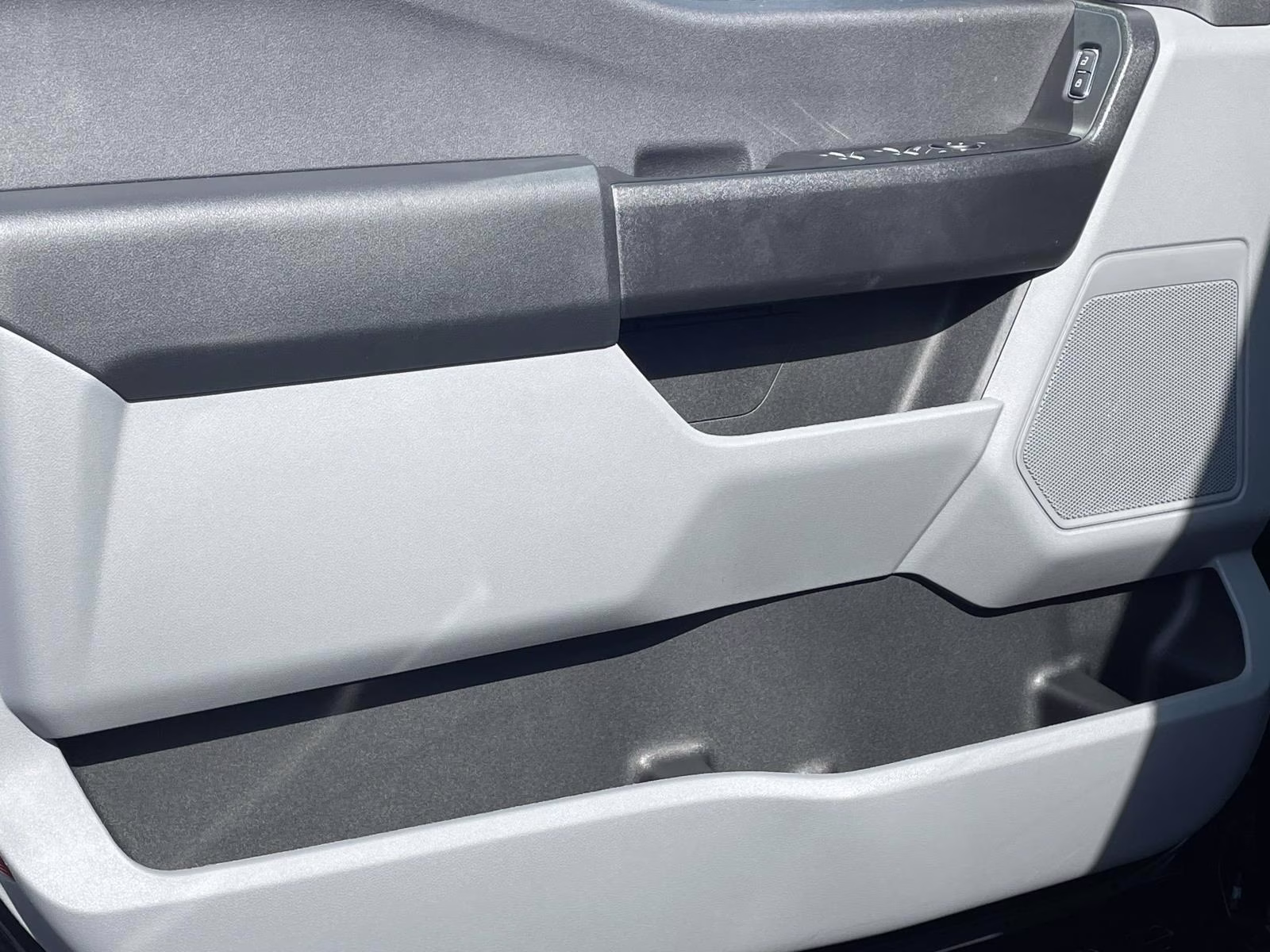 2026 Black Metallic Ford Super Duty F-450 DRW XL 4X4 Truck