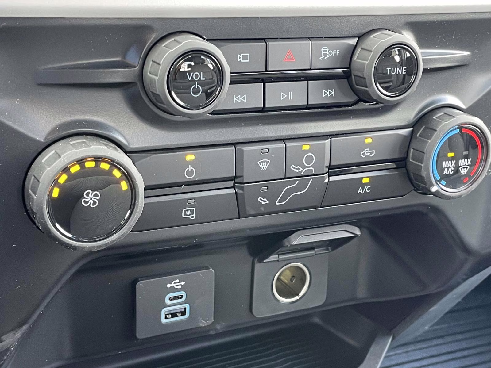 2026 Oxford White Ford Super Duty F-450 DRW XL 4X4 Truck