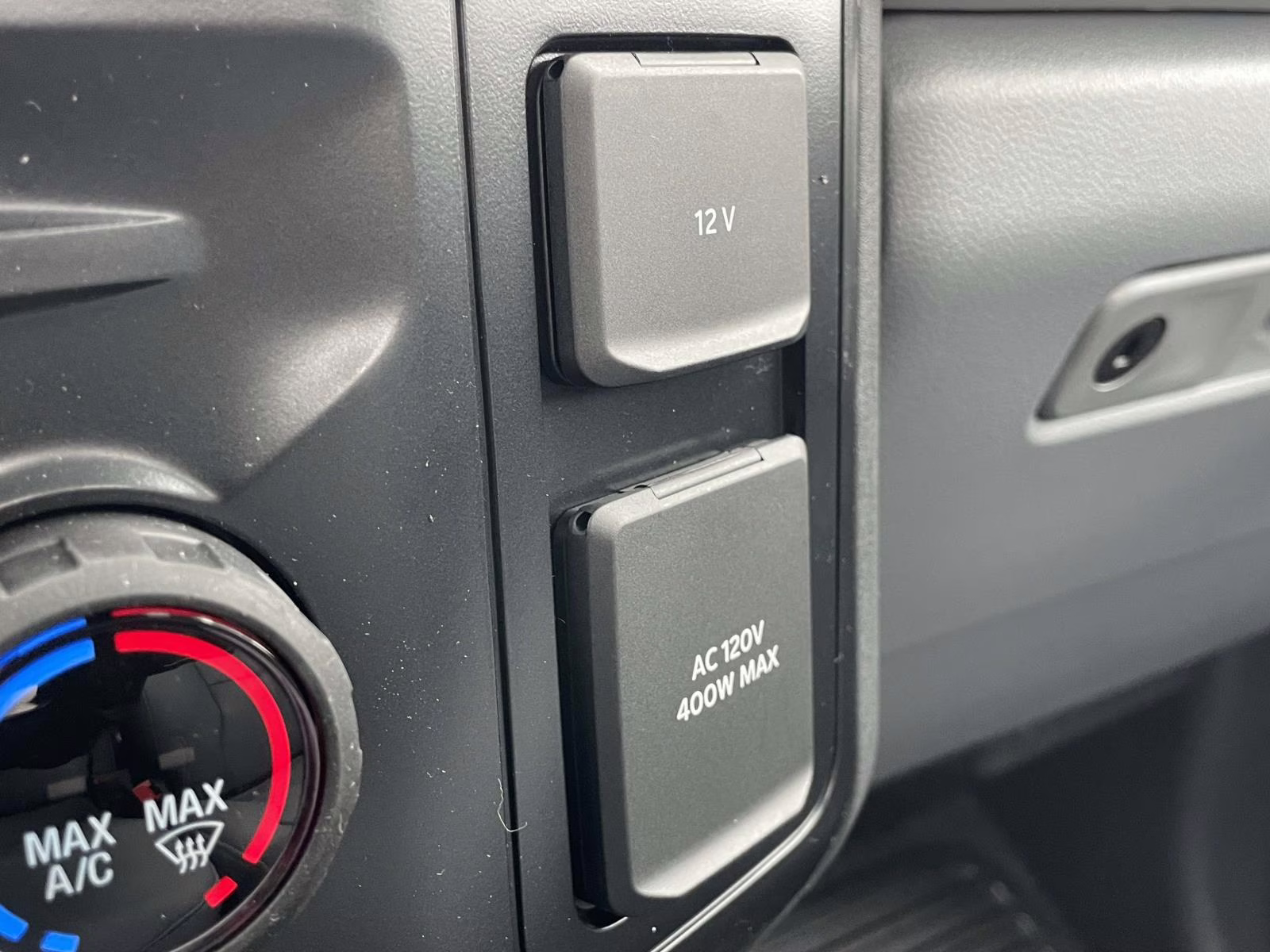 2026 Oxford White Ford Super Duty F-250 SRW XL RWD Truck