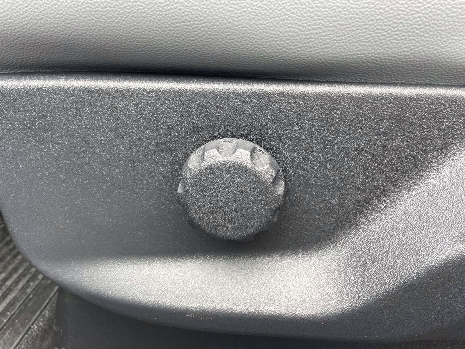 2026 Oxford White Ford Super Duty F-250 SRW XL RWD Truck