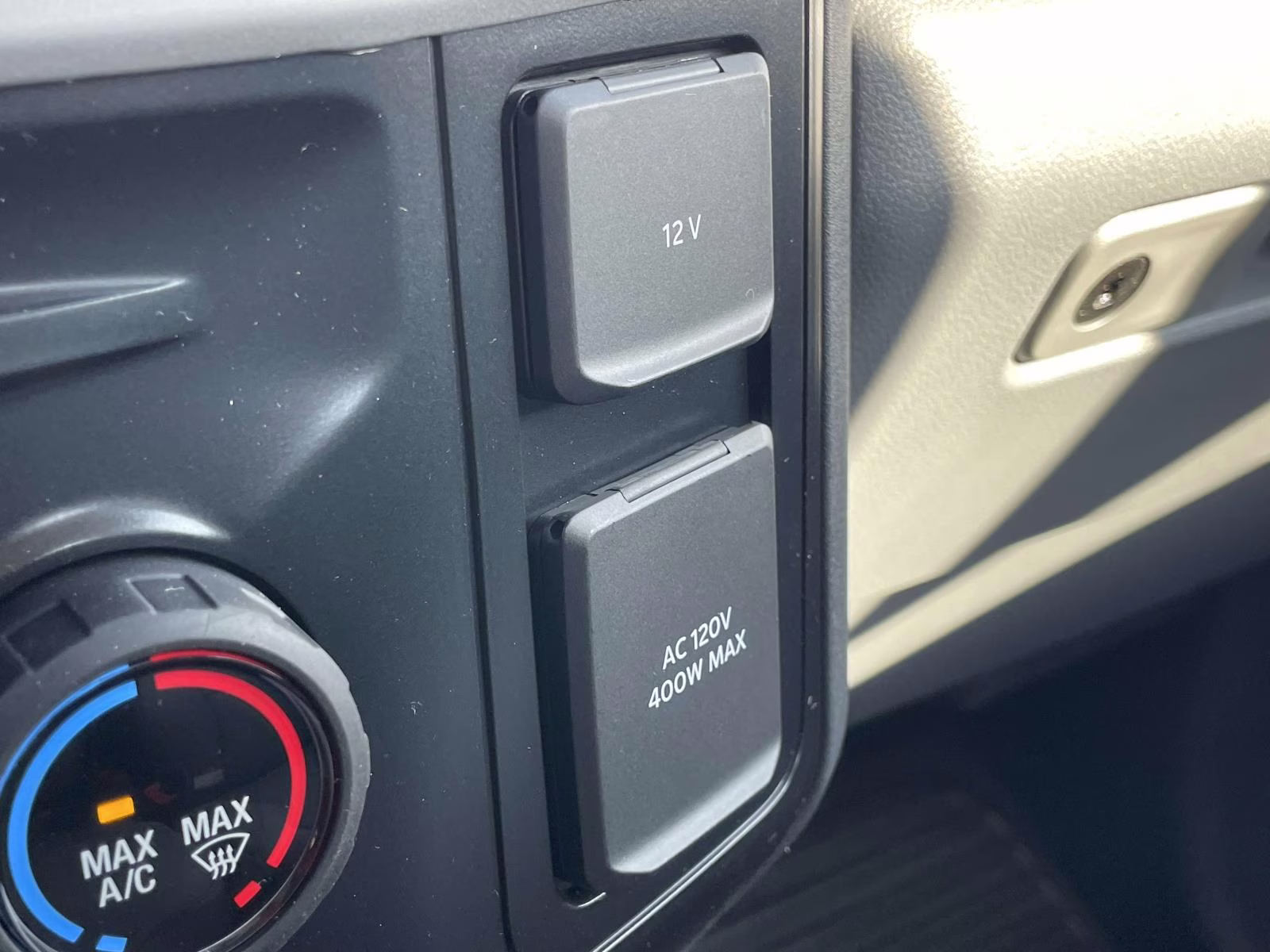 2026 Oxford White Ford Super Duty F-250 SRW XL 4X4 Truck