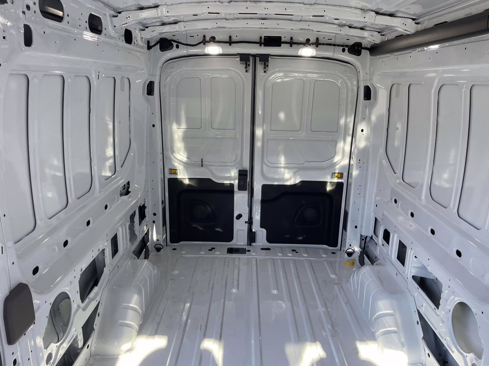 2026 Oxford White Ford Transit-350 Base RWD Van