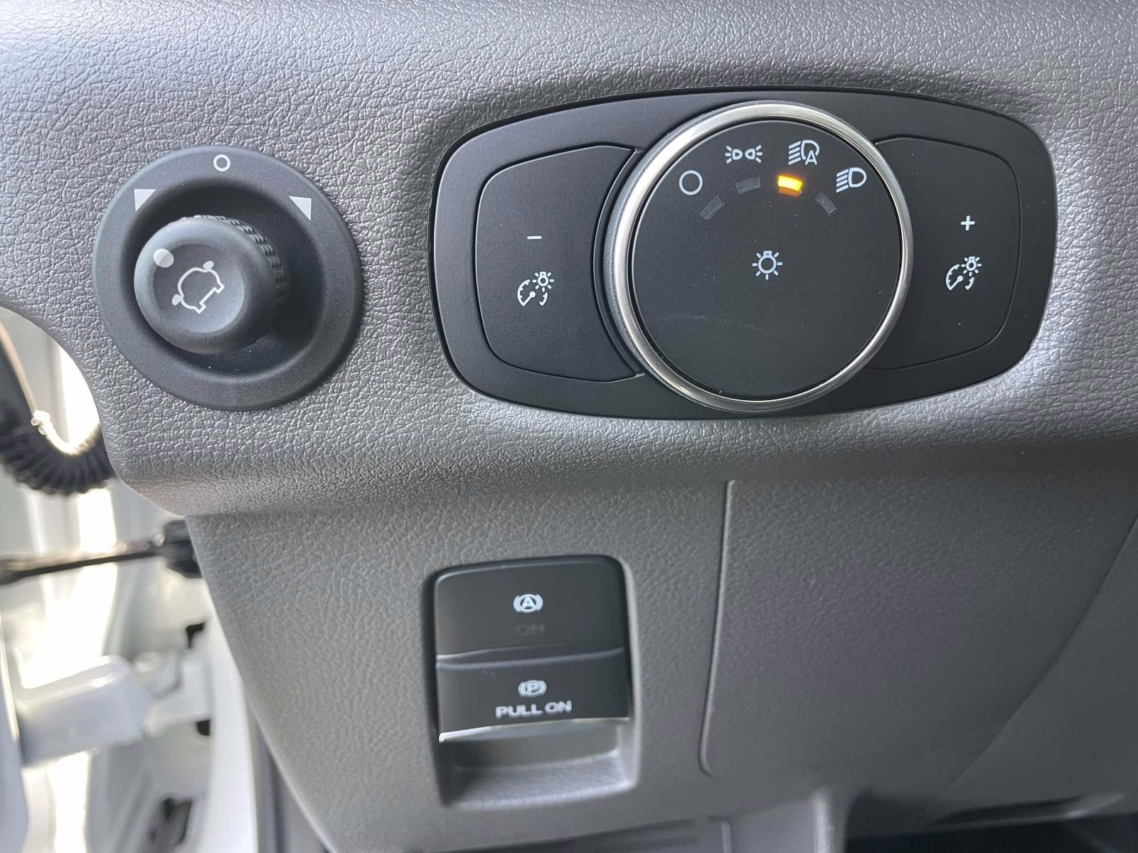 2026 Oxford White Ford Transit-250 Base RWD Van