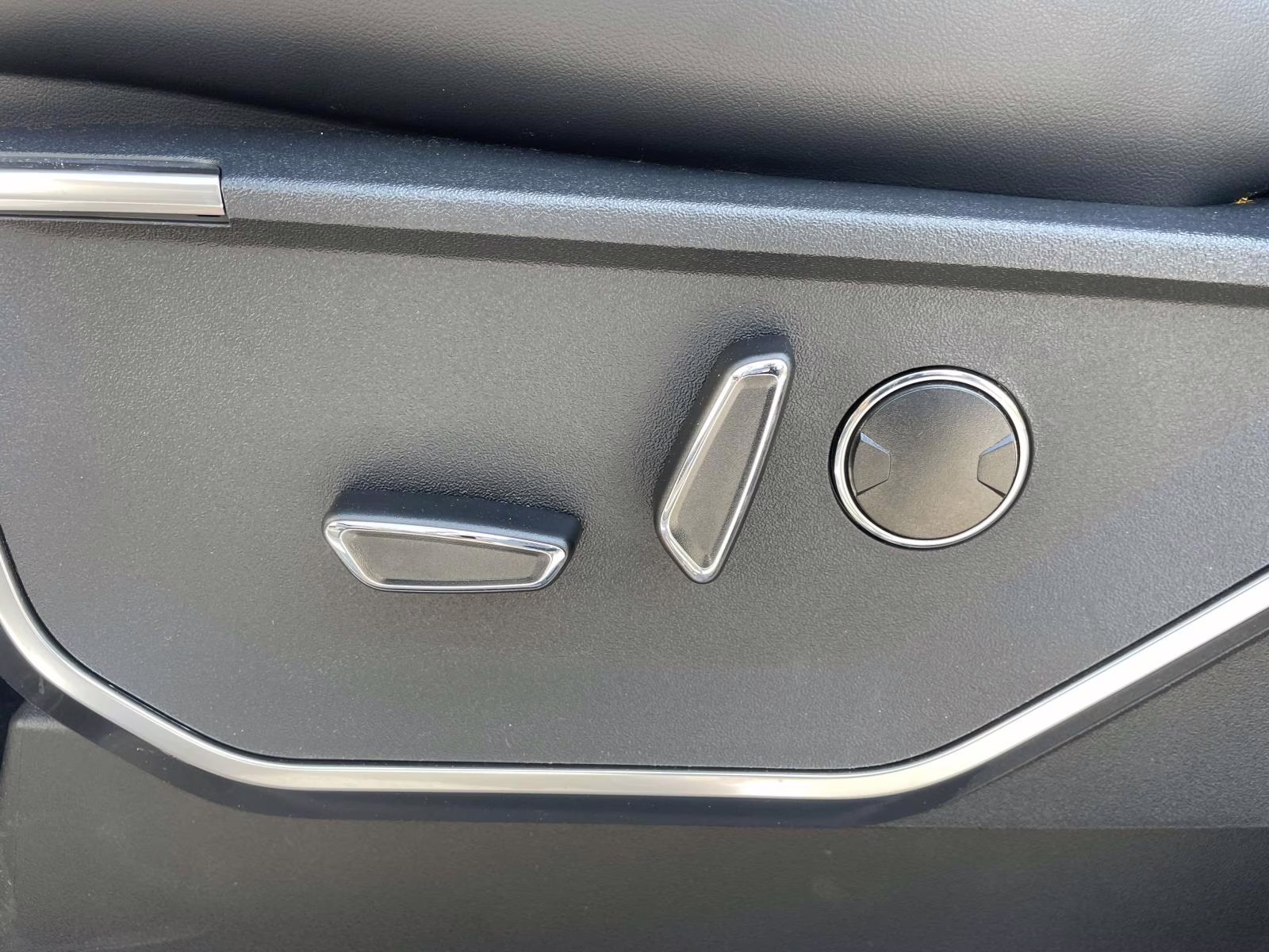 2025 White Metallic Ford F-150 Raptor 4X4 Truck