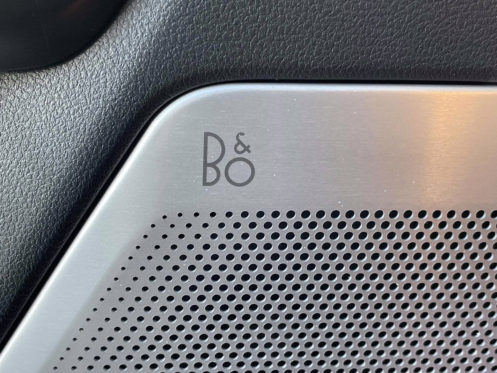 2025 Oxford White Ford F-150 Raptor 4X4 Truck