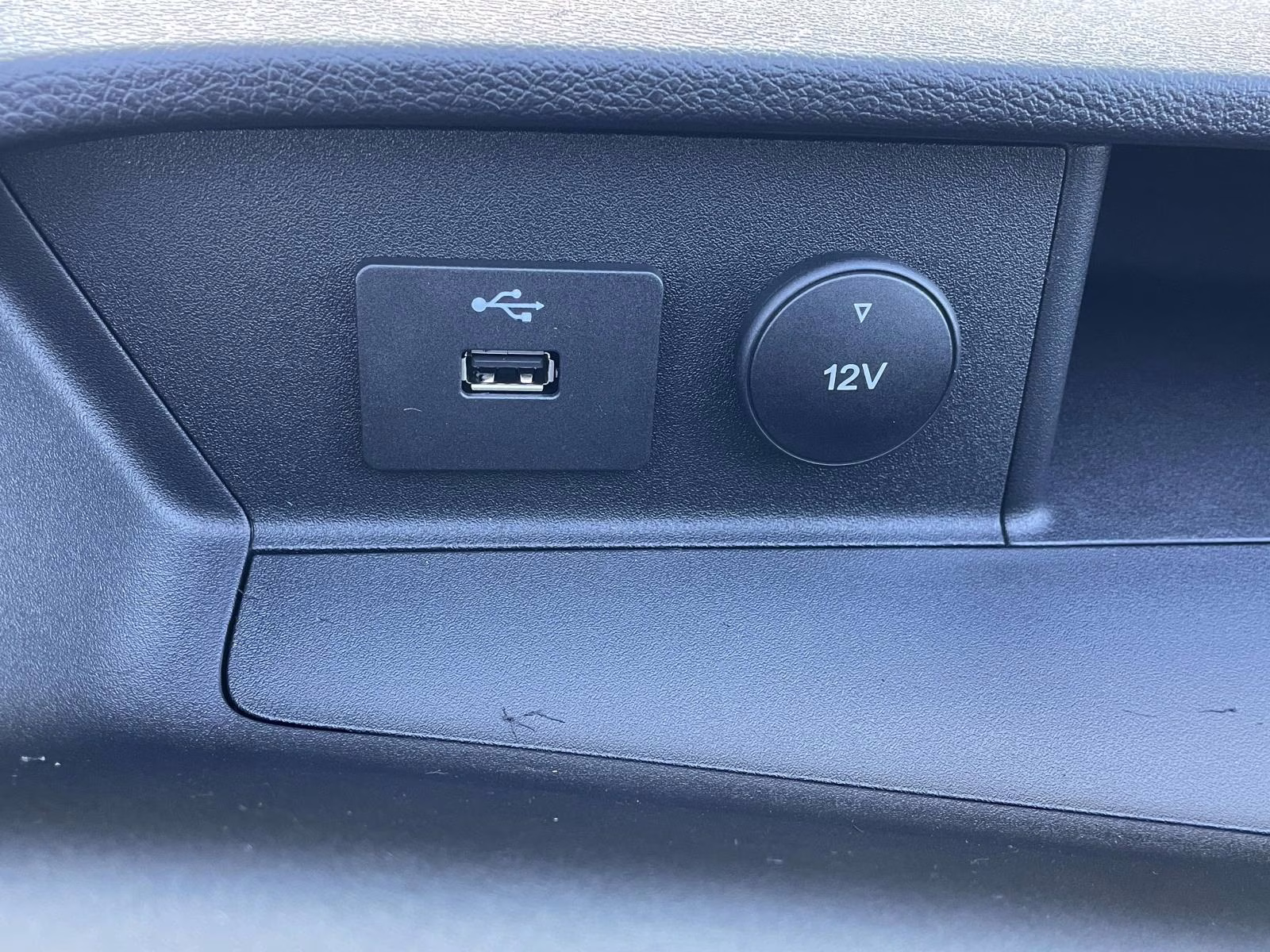 2025 Oxford White Ford Transit-150 Base RWD Van