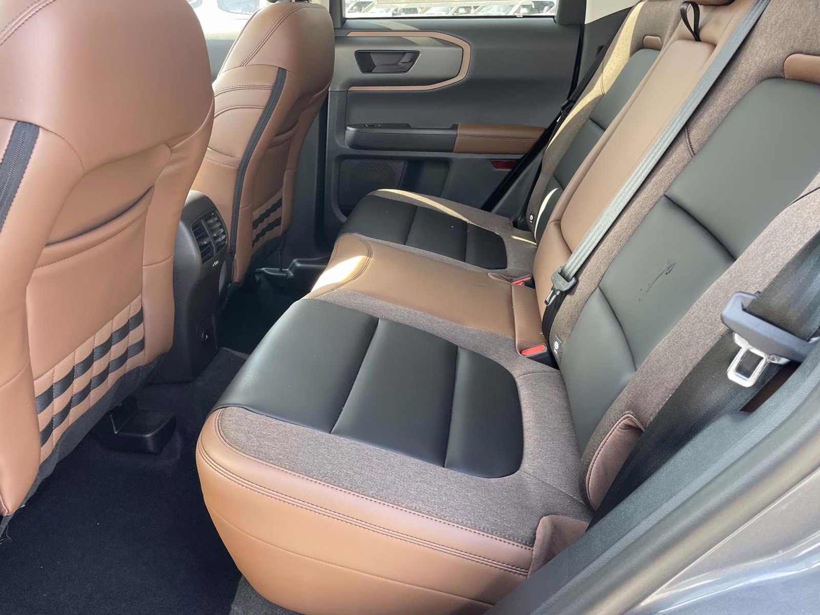 2025 Gray Metallic Ford Bronco Sport Outer Banks 4X4 SUV