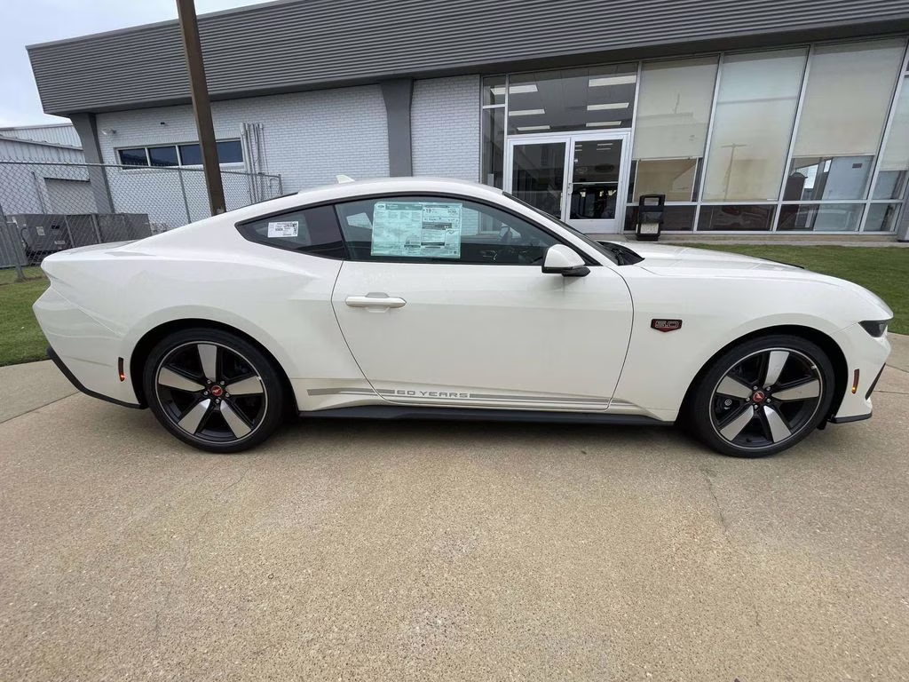 2025 Wimbledon White Ford Mustang GT Premium RWD Coupe